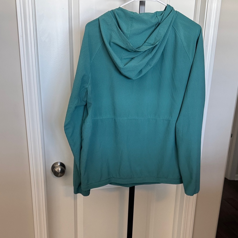 Mountain Hardwear Women's Teal Textured Pullover - Picture 3 of 3